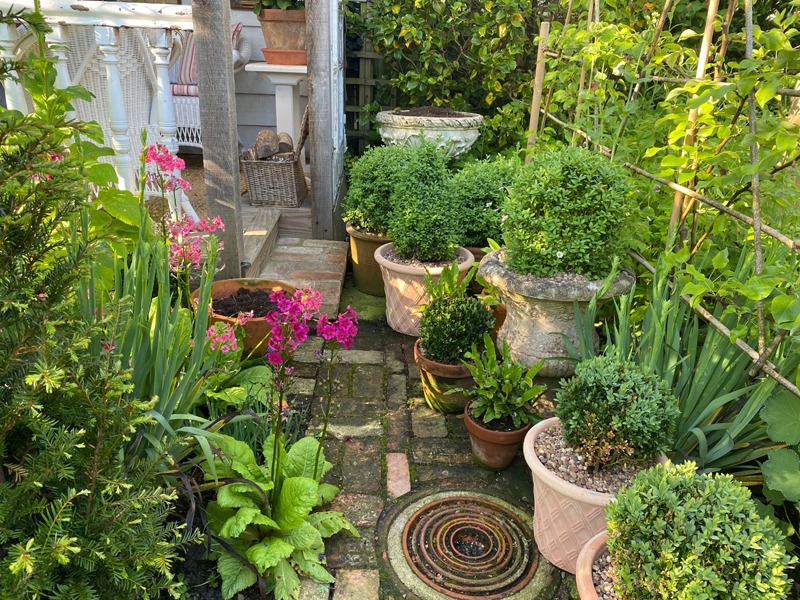 More small spacesMain Image 4