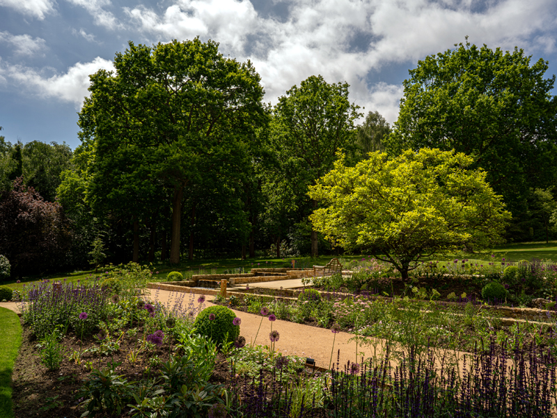 Breedon gravel paths